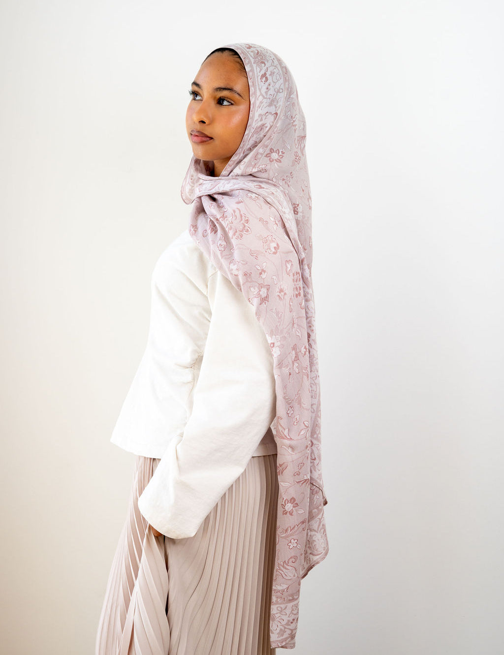 Blush-khatai-2.jpg