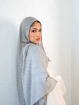 Greige keffiyeh